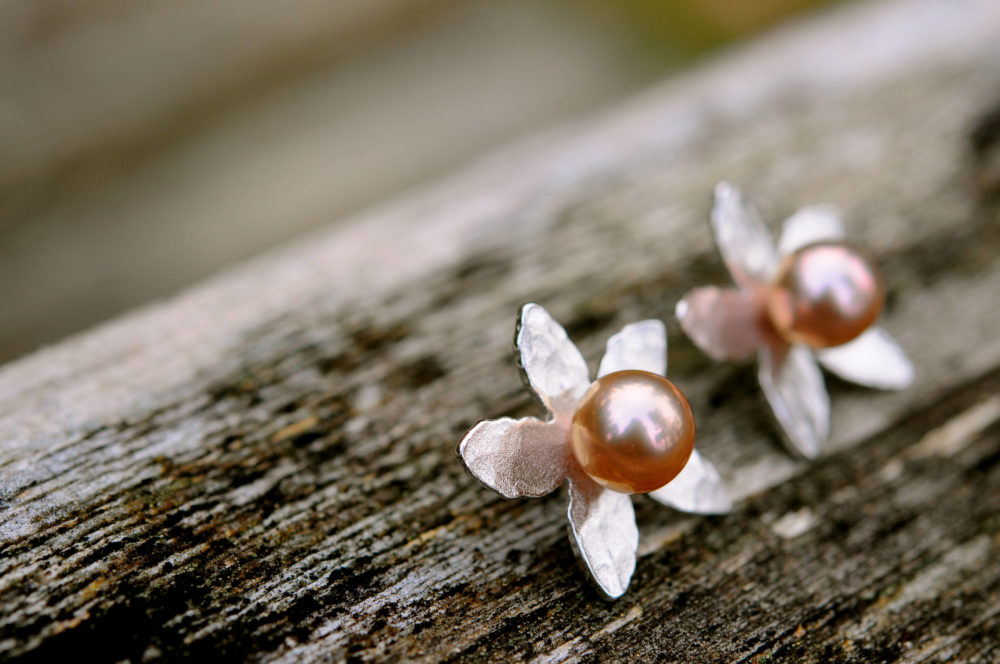 7.5mm metallic golden pearl studs, sterling silver flower petal base/post, simply stunning