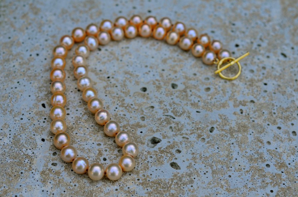 8-9mm metallic golden champaign pearl necklace, string of pearls in rare natural gold tone