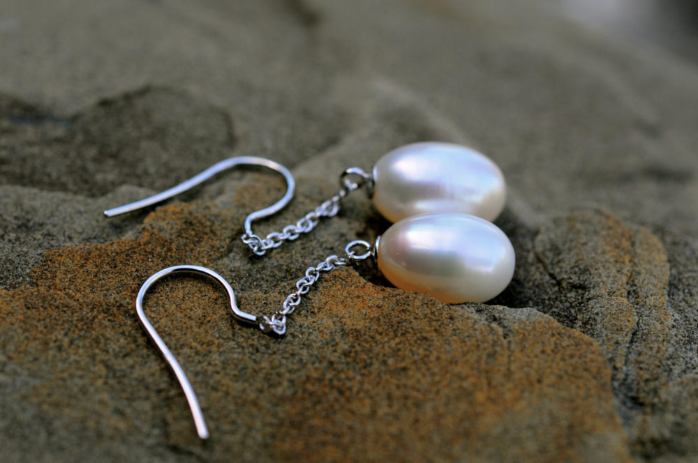 beautiful white pearl single drop earrings, white pearl dangle earrings, white pearl on silver chain earrings, simply gorgeous