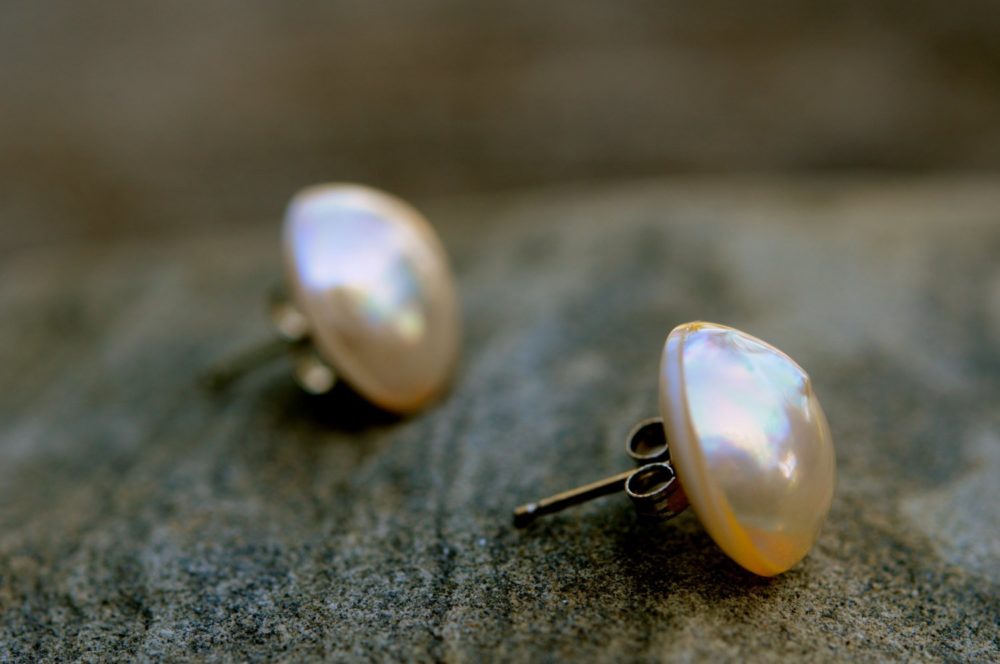 bright mabe pearl stud earrings, strong light cream white blister pearl stud earring, natural mabe pearl stud earrings