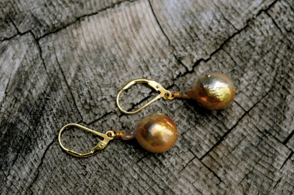 gold baroque pearl earrings, nucleated pearl earrings, leaver back ear wire, single drop pearl earrings