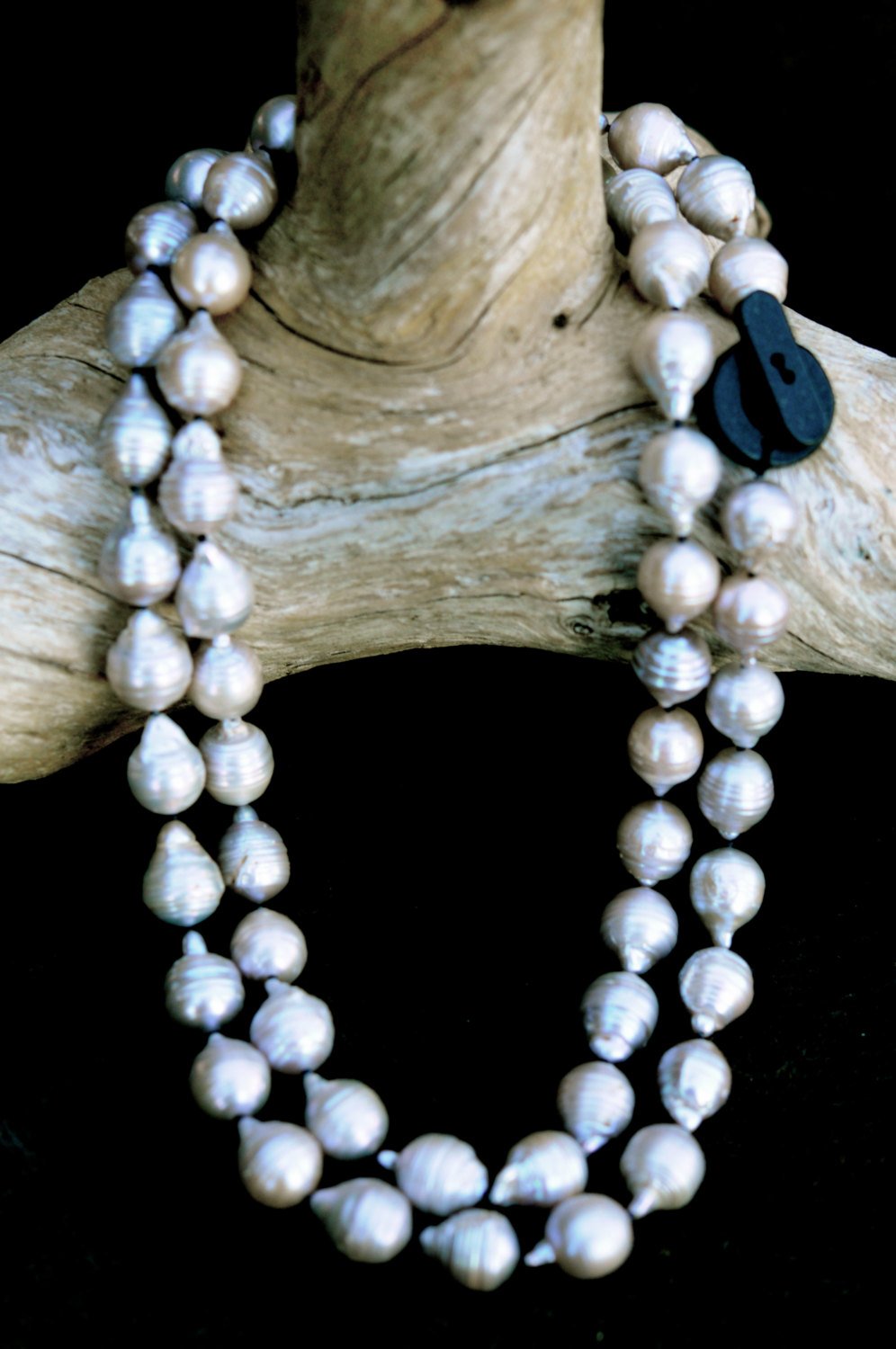 handsome grey large baroque pearl long rope necklace, black jade clasp, hand knotted baroque pearl on black threads, multiple ways to wear