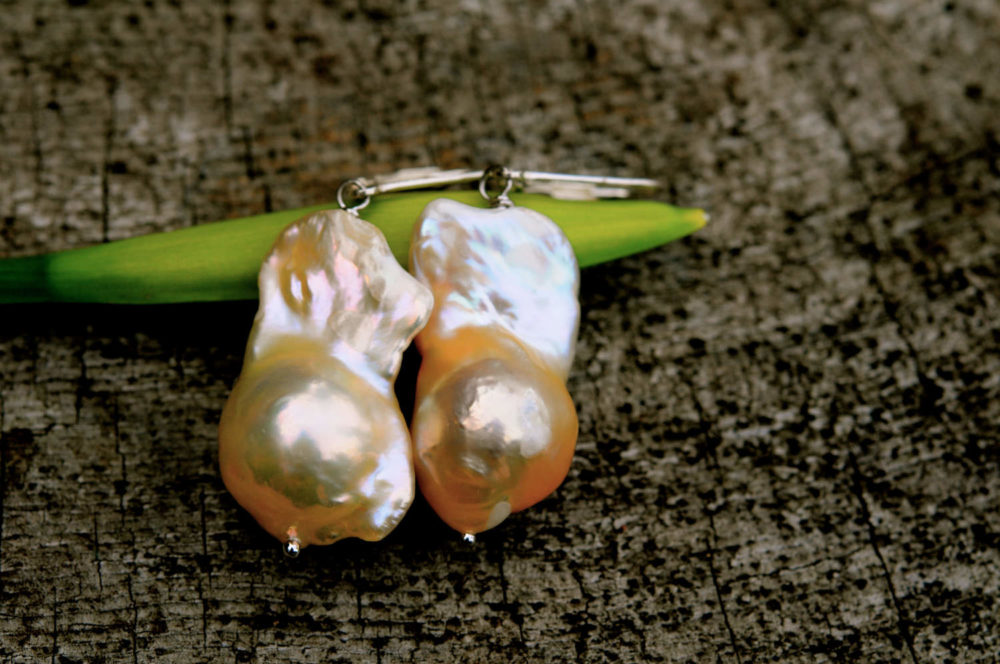 large baroque pearl earrings, golden champagne baroque pearl earrings, lever back baroque pearl earrings