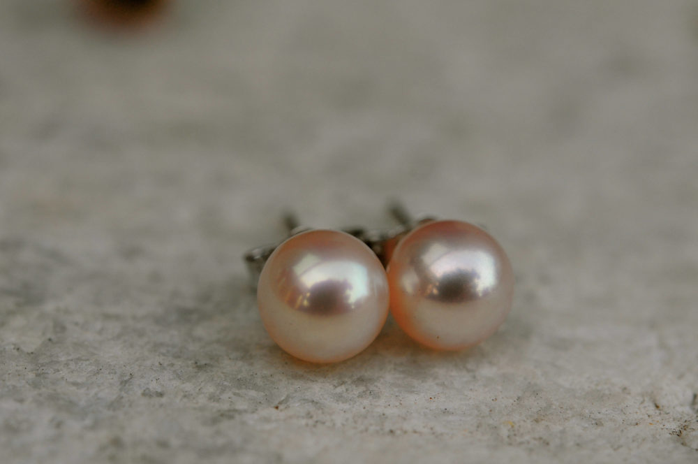 perfect pink pearl studs on sterling silver posts, 7mm pearl earring studs classic beauty