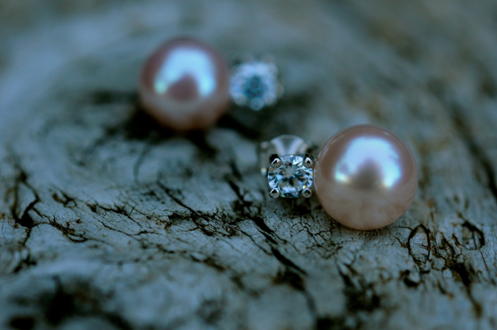 pretty pink pearl and clear crystal stud earrings, sterling silver, Swarovski diamond cut crystal, blush pink pearl 9mm earring studs