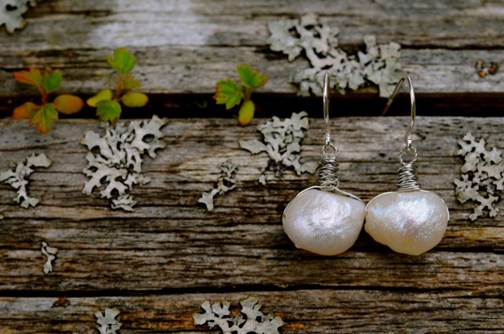 rosebud druzy pearl single drop earrings, white druzy pearl earrings, unique pearl earrings