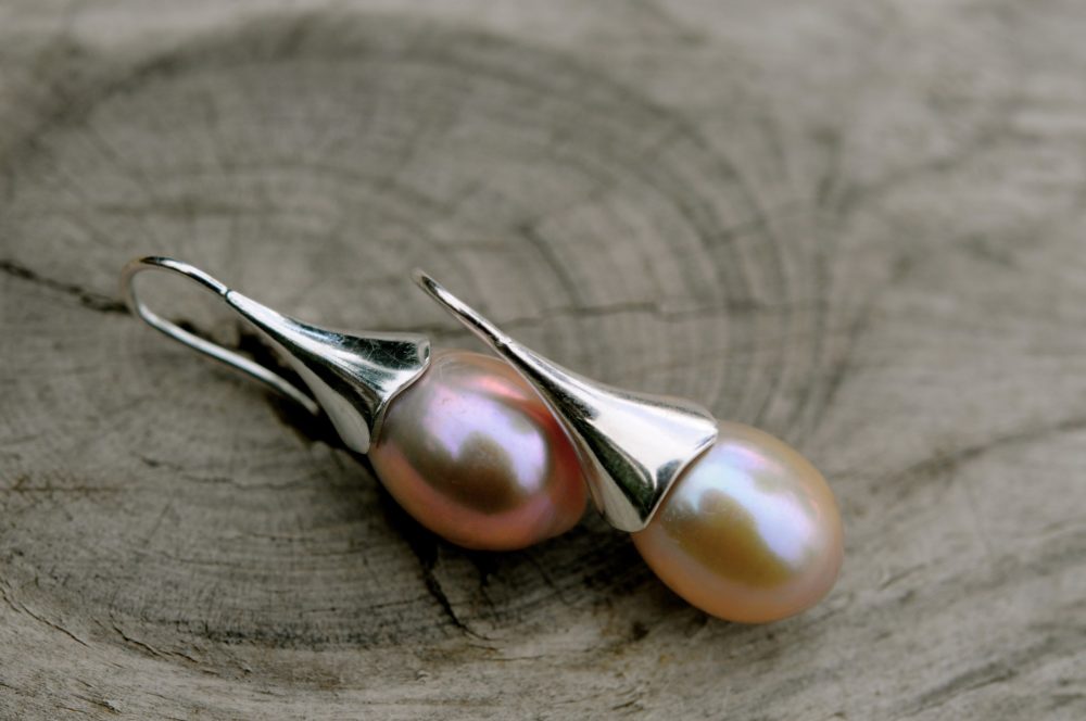 Tender heart gental  pearl drop earrings, large teardrop pearl earrings on silver, timeless elegance/glamor