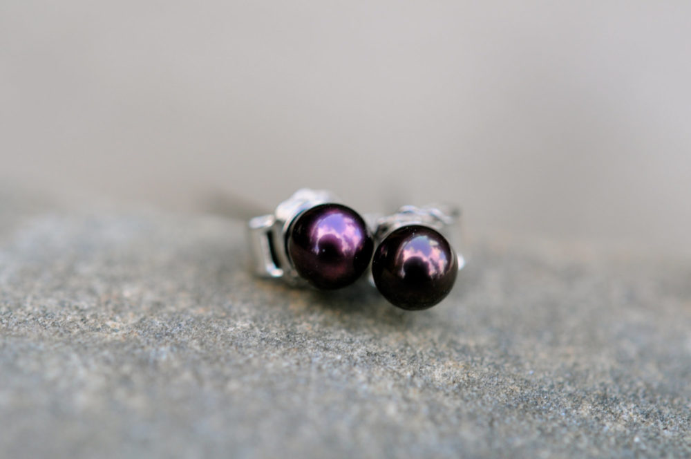 tiny pearl earring studs, 3mm purple pearl earring studs, small round pearl earrings