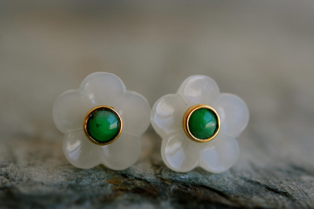 white jade and green jadeite stud earrings set in 18k solid gold, antique carved jade and jadeite earrings, china's qing dynasty carved jade