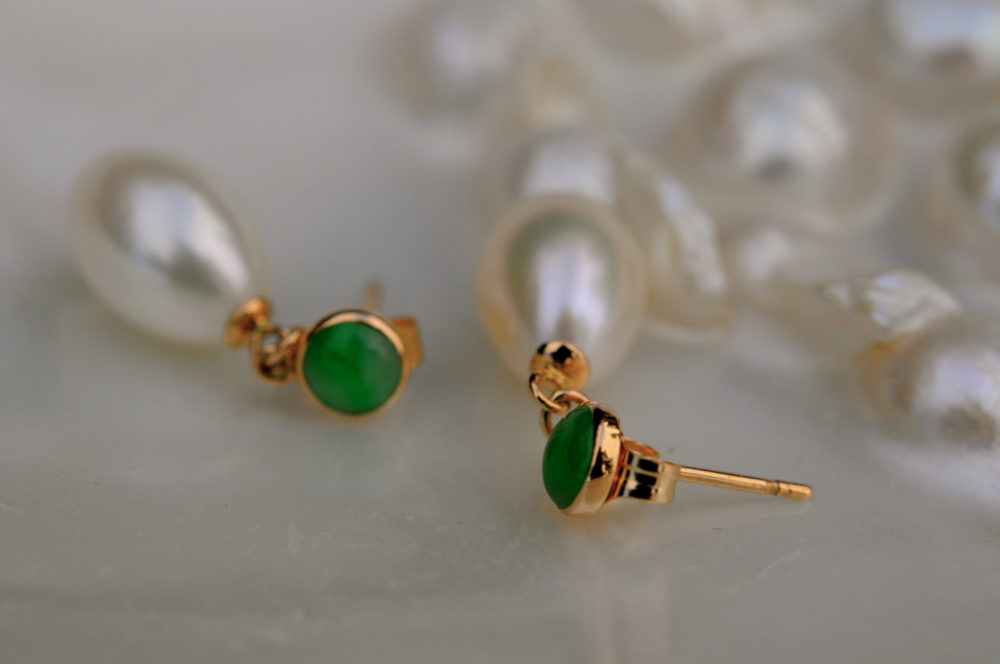 white teardrop pearl and antique jadeite earrings, 8.5X13mm white pearl, China's Qing dynasty jade pieces, 18k solid gold, fine hand crafted