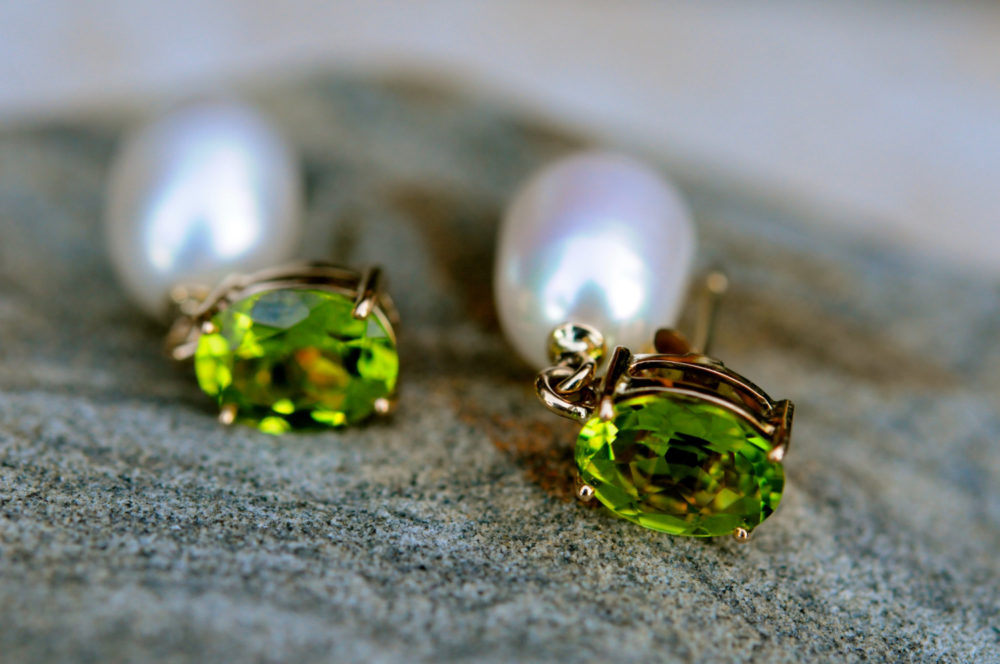 white teardrop pearl and peridot earrings, beautiful large white pearl drop, stunning oval shaped natural peridot gem set in 18k solid gold