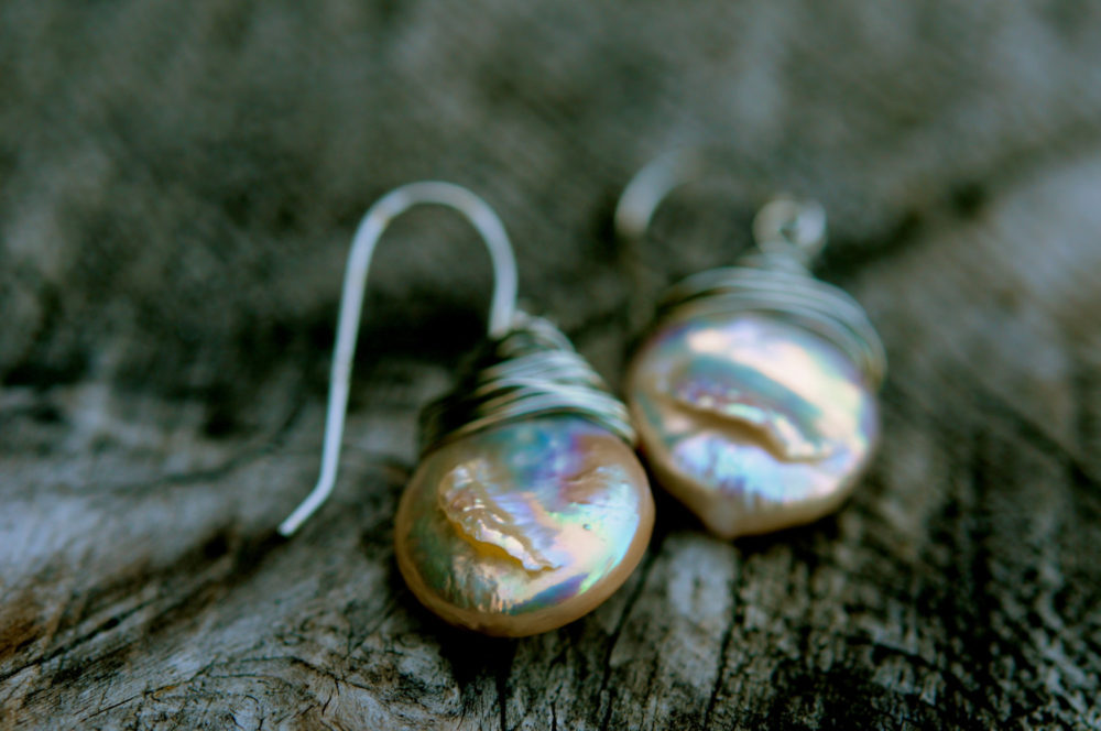 wire wrapped coin pearl earrings, coin pearl dangle earrings, single pearl earrings